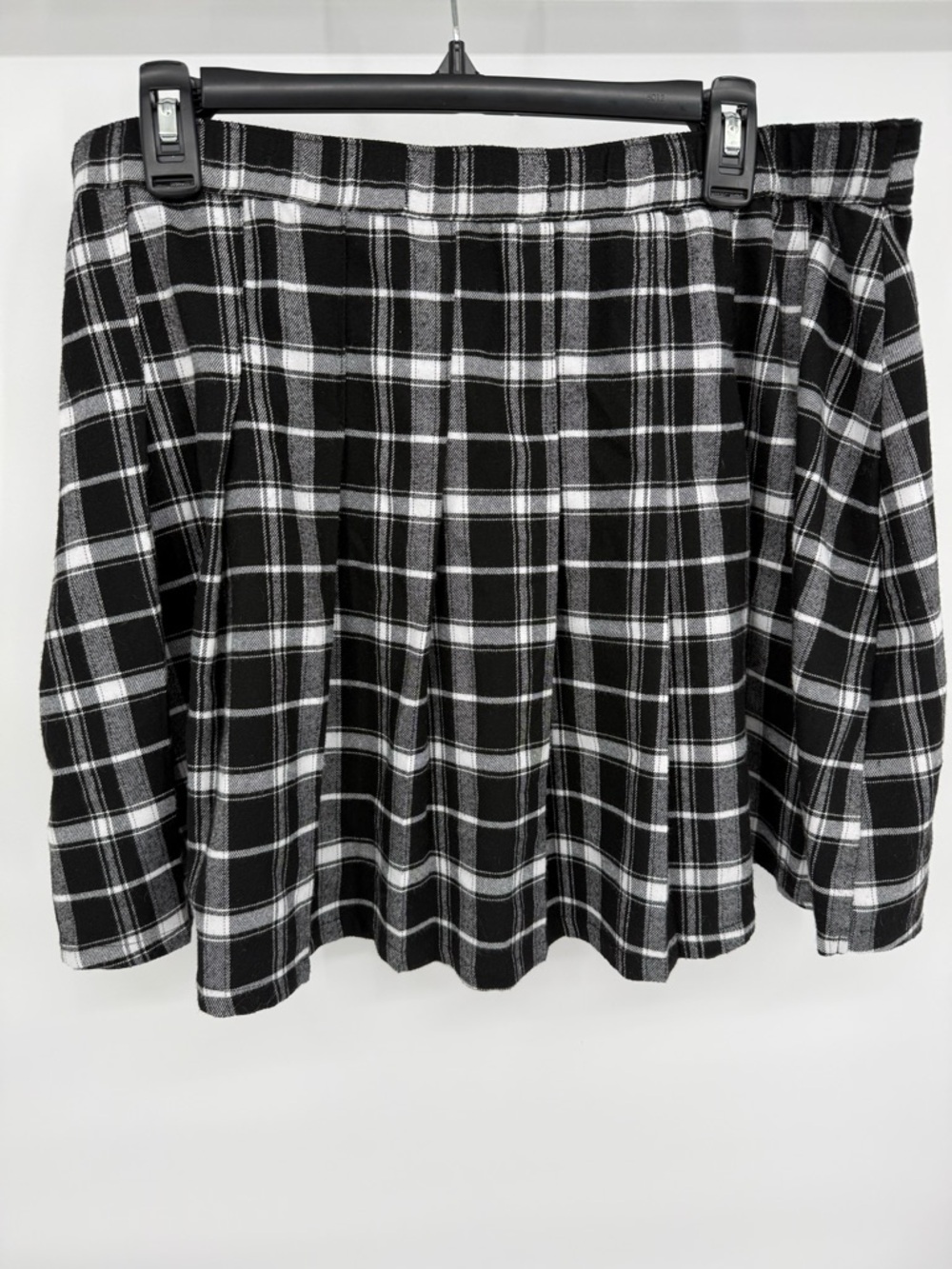 Hollister Pleated Plaid Mini Skirt Ultra High Rise Side Zip Preppy Schoolgirl XL